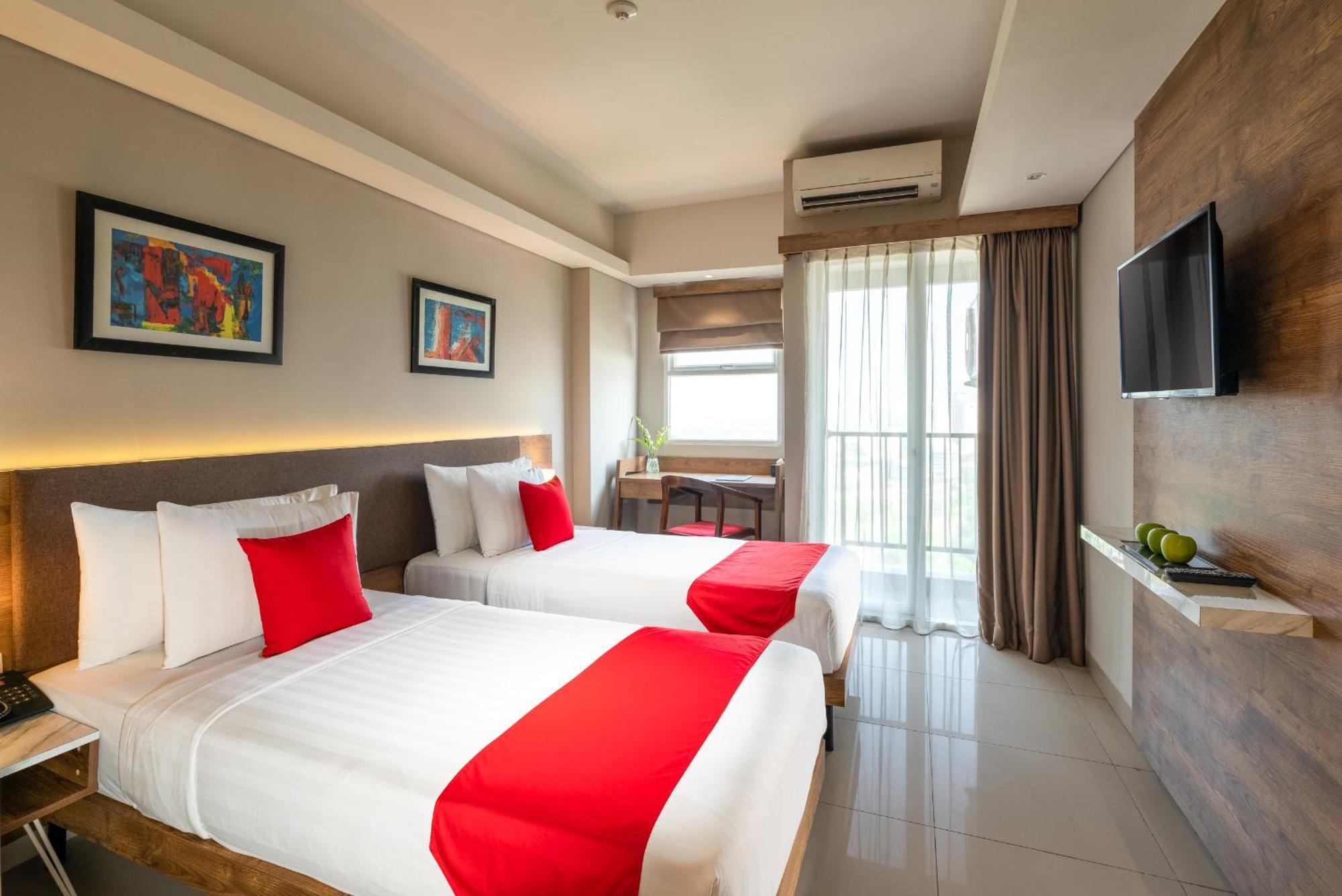 Ramada By Wyndham Serpong Exterior photo