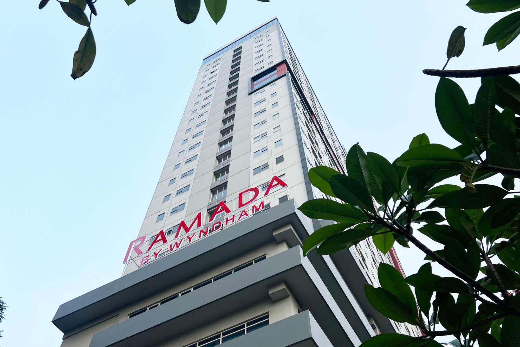 Ramada By Wyndham Serpong Exterior photo
