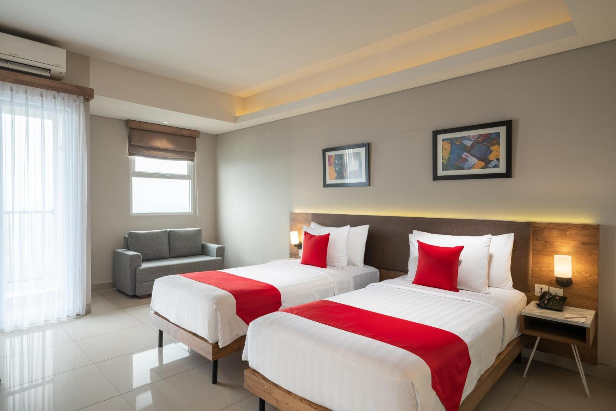 Ramada By Wyndham Serpong Exterior photo