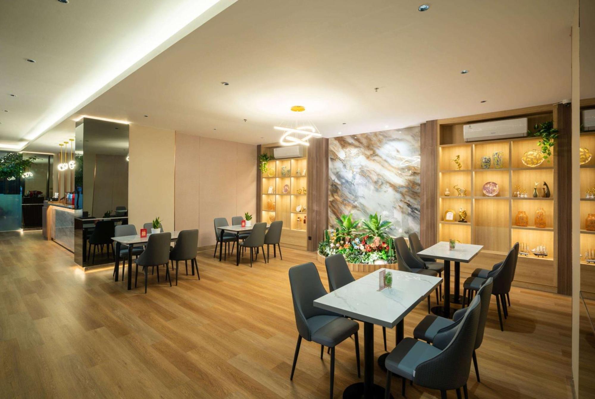 Ramada By Wyndham Serpong Exterior photo